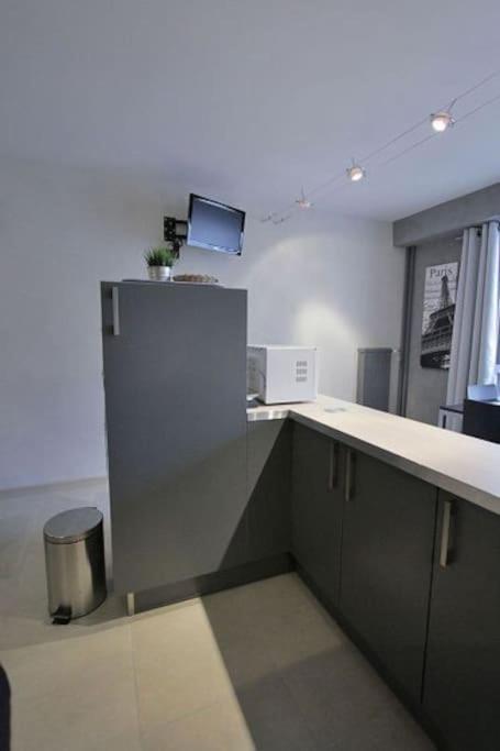 Appartement Avec Ascenseur La Defense Courbevoie Kültér fotó